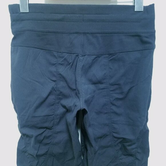 Lululemon Dance Studio Women's 4 XS Crop Black Capri Short Striped Ruffle Pants - Picture 5 of 14